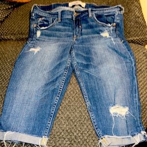 Women’s capris jeans